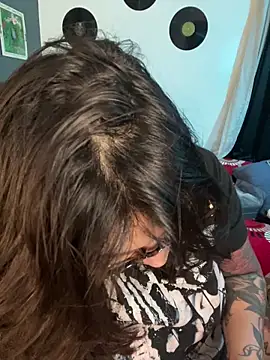 miacanela xo online show from April 13, 2:28 am