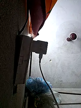 Snapshot of HotSexyBoudi chatting on April 3, 8:01 am HotSexyBoudi online show from April 3, 8:01 am