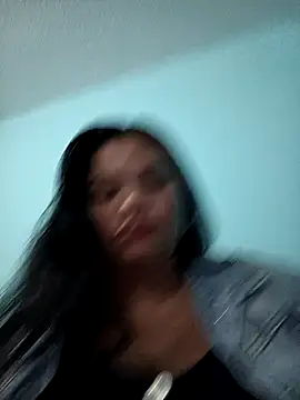 Julieta-tits online show from December 18, 11:19 pm