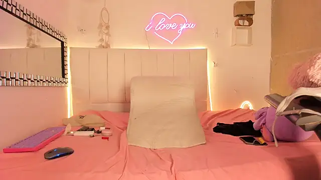 lilith horny online show from March 12, 4:18 am