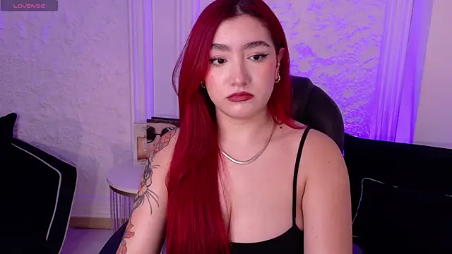 ViolettCastel online show from January 14, 7:30 pm