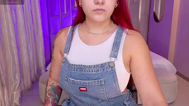 Snapshot of ViolettCastel chatting on March 24, 7:08 pm ViolettCastel online show from March 24, 7:08 pm