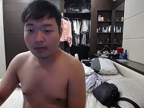 taiwansmalldickchubby online show from April 21, 7:50 pm