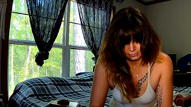 Snapshot of ZeelaXoXo chatting on September 15, 5:24 pm ZeelaXoXo online show from September 15, 5:24 pm