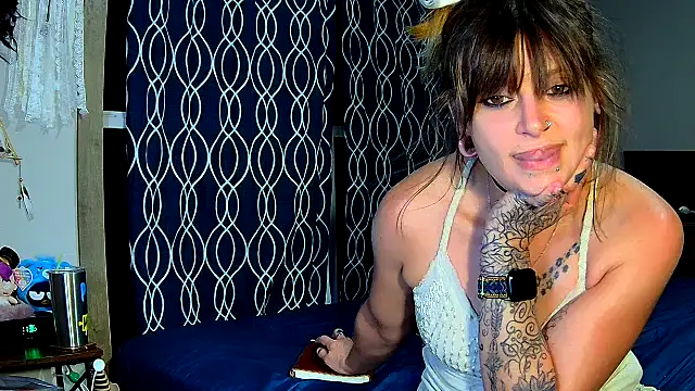 Snapshot of ZeelaXoXo chatting on September 17, 4:36 am ZeelaXoXo online show from September 17, 4:36 am