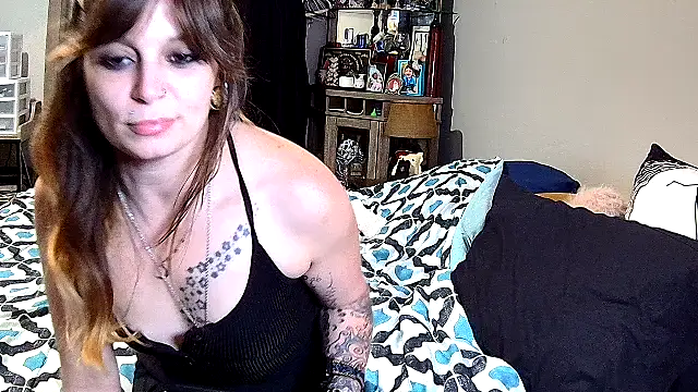 Snapshot of ZeelaXoXo chatting on February 26, 6:34 am ZeelaXoXo online show from February 26, 6:34 am