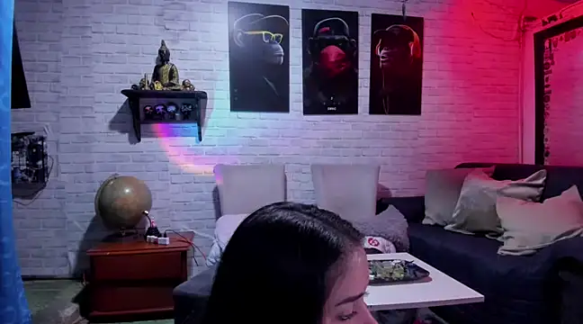 Kimmymadison- online show from February 27, 8:53 pm