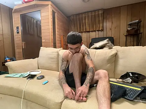 hungkubenski online show from November 1, 9:33 am