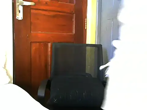 Sexy burberry online show from October 19, 9:21 am