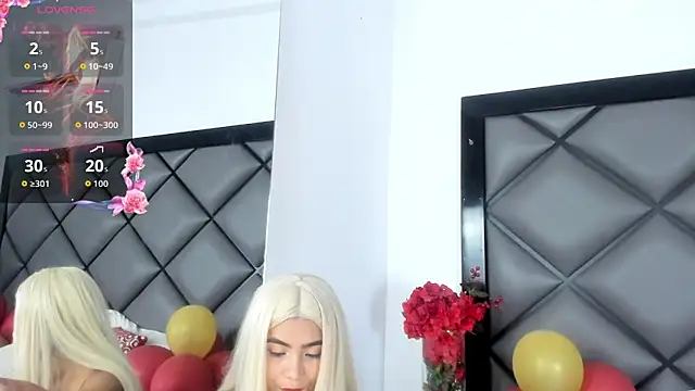 Alexa Blake   online show from March 7, 8:39 pm