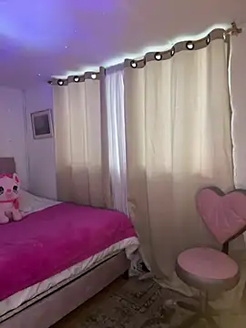 Snapshot of peiton_steele7 chatting on February 17, 6:47 pm peiton steele7 online show from February 17, 6:47 pm