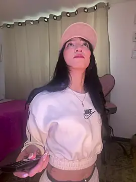 Snapshot of peiton_steele7 chatting on March 1, 7:49 pm peiton steele7 online show from March 1, 7:49 pm