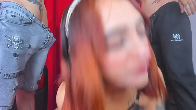 Snapshot of Extreme_Team8 chatting on February 22, 5:02 am Extreme Team8 online show from February 22, 5:02 am