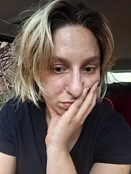 Anitabambola online show from April 11, 4:22 pm