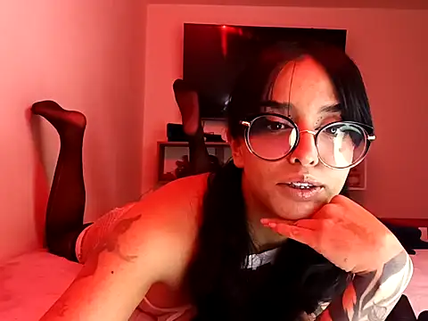 Snapshot of Dann_dan chatting on February 9, 3:54 am Dann dan online show from February 9, 3:54 am