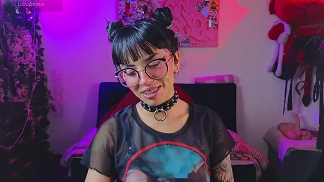 Snapshot of Dann_dan chatting on March 5, 4:30 am Dann dan online show from March 5, 4:30 am