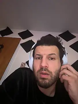 Snapshot of BoomingAngle0 chatting on March 26, 8:09 am BoomingAngle0 online show from March 26, 8:09 am