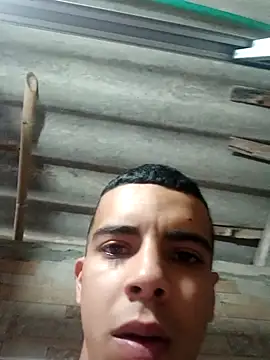 Snapshot of Restrepo300 chatting on October 14, 3:02 pm Restrepo300 online show from October 14, 3:02 pm