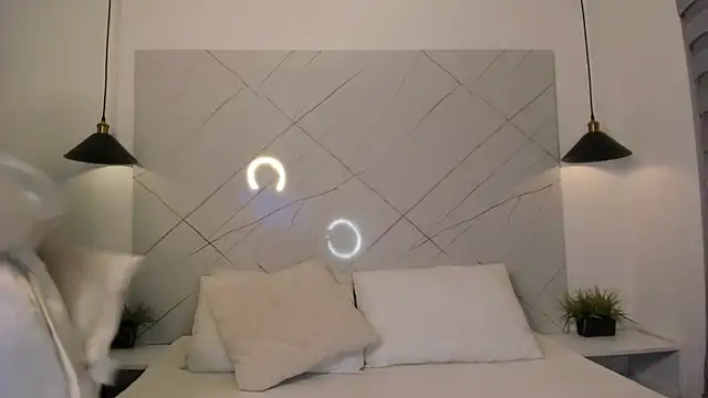 ANTONELLA  ROUSE  online show from February 22, 3:29 am