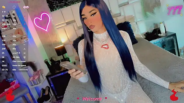 Snapshot of Baby_Aliz chatting on June 24, 3:49 am Baby Aliz online show from June 24, 3:49 am
