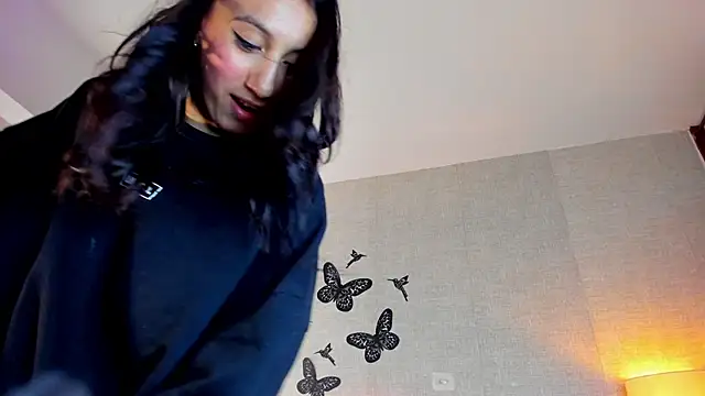 LyaEvanss online show from February 13, 8:17 am