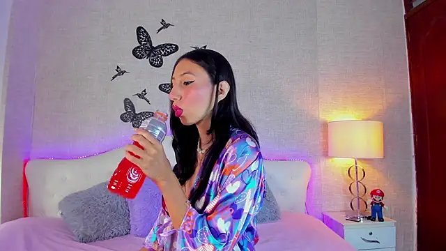 LyaEvanss online show from March 9, 2:50 am