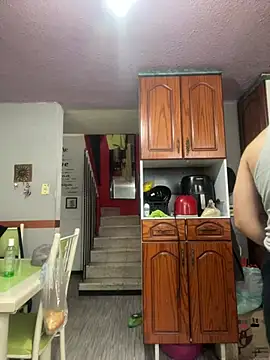 Muak  online show from February 22, 11:03 pm