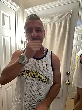 DaddySnowXX online show from July 18, 8:29 am