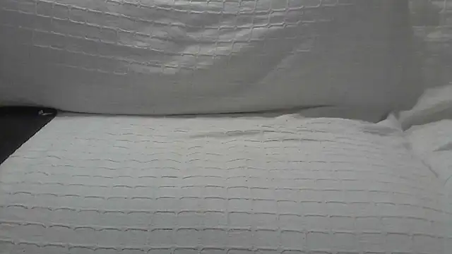 Snapshot of alyzora_41 chatting on November 11, 3:01 pm alyzora 41 online show from November 11, 3:01 pm