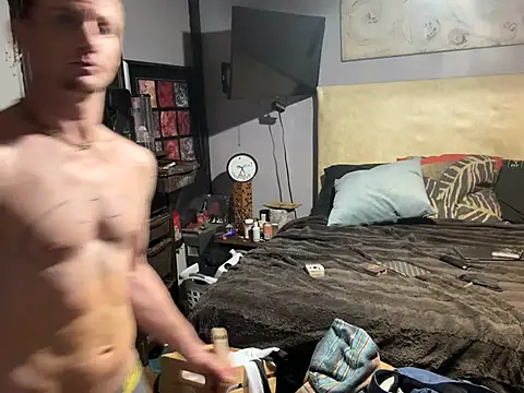 Snapshot of trash4cash chatting on February 28, 4:57 am trash4cash online show from February 28, 4:57 am