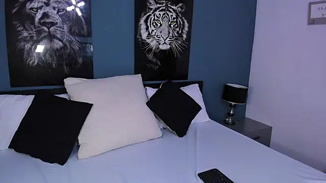 Liana Bernocchi online show from March 13, 8:22 pm