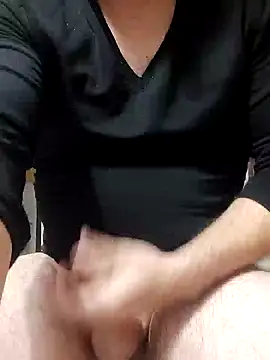 Snapshot of solitoooocam687 chatting on January 27, 4:01 pm solitoooocam687 online show from January 27, 4:01 pm