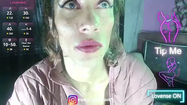 roxy roxxan online show from March 17, 9:23 pm