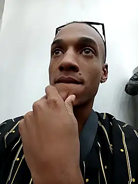 Snapshot of Malkongarcia chatting on November 29, 7:39 pm Malkongarcia online show from November 29, 7:39 pm