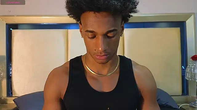 Snapshot of Malkongarcia chatting on December 15, 9:08 pm Malkongarcia online show from December 15, 9:08 pm