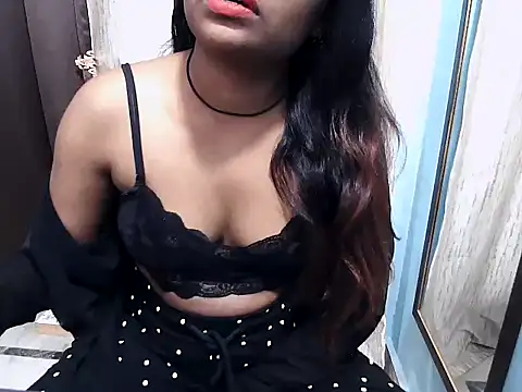 Mayra baby online show from April 1, 11:00 am