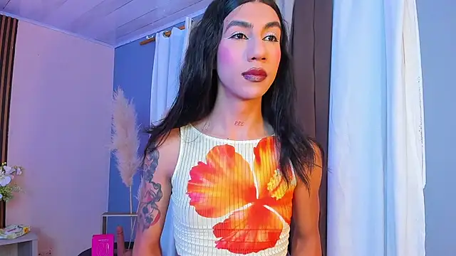 sofiaa grey  online show from October 13, 12:49 pm