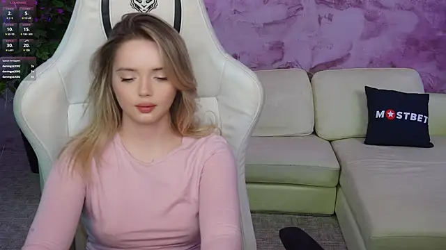 Cassy-Celestial  online show from January 12, 2:56 am