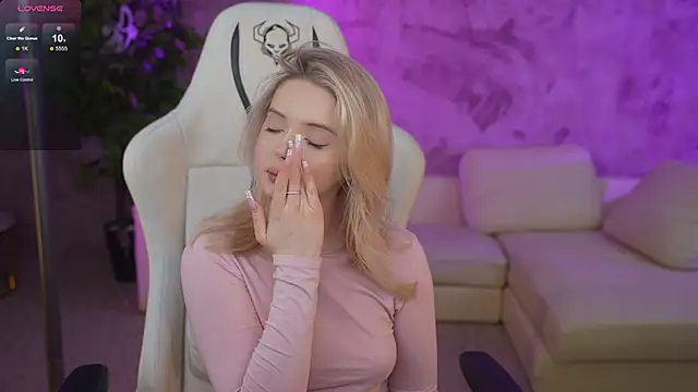 Cassy-Celestial  online show from January 27, 3:37 am