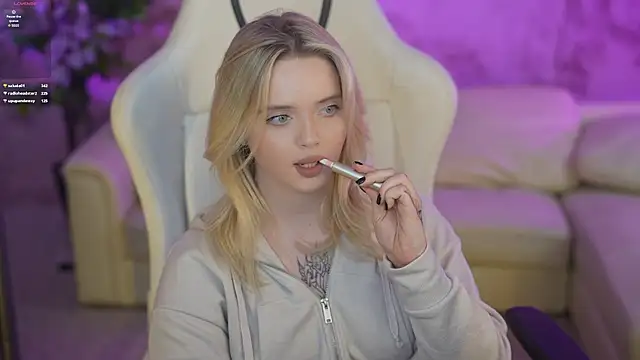 Cassy-Celestial  online show from February 28, 6:32 am