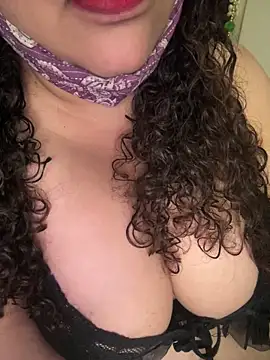 Snehameowwxh online show from April 2, 3:37 am