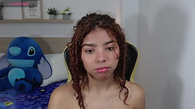 Snapshot of aurora_rodriguez chatting on December 7, 12:24 pm aurora rodriguez online show from December 7, 12:24 pm