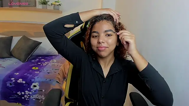Snapshot of aurora_rodriguez chatting on February 1, 12:16 pm aurora rodriguez online show from February 1, 12:16 pm