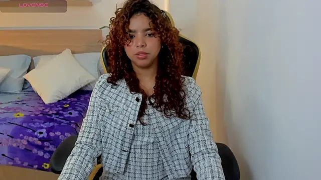 Snapshot of aurora_rodriguez chatting on February 18, 3:21 pm aurora rodriguez online show from February 18, 3:21 pm