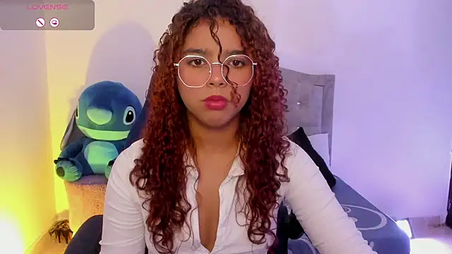 Snapshot of aurora_rodriguez chatting on February 27, 1:38 am aurora rodriguez online show from February 27, 1:38 am