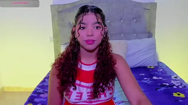 Snapshot of aurora_rodriguez chatting on March 16, 12:45 am aurora rodriguez online show from March 16, 12:45 am