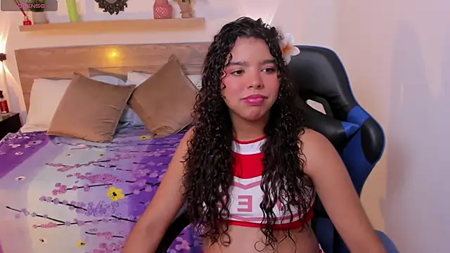 Snapshot of aurora_rodriguez chatting on October 22, 12:49 pm aurora rodriguez online show from October 22, 12:49 pm