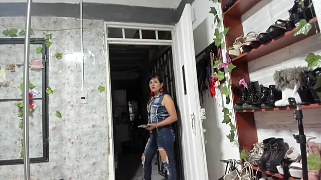 Erlinda-engel online show from February 3, 12:47 am