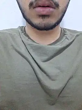 alesssterling online show from April 8, 2:55 am