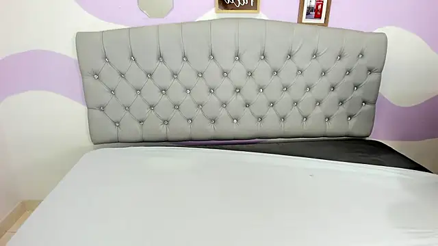 Snapshot of BRIYITHMENA chatting on March 7, 12:01 pm BRIYITHMENA online show from March 7, 12:01 pm